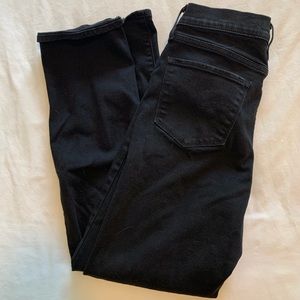 Levi High Rise Straight Legs Jeans
